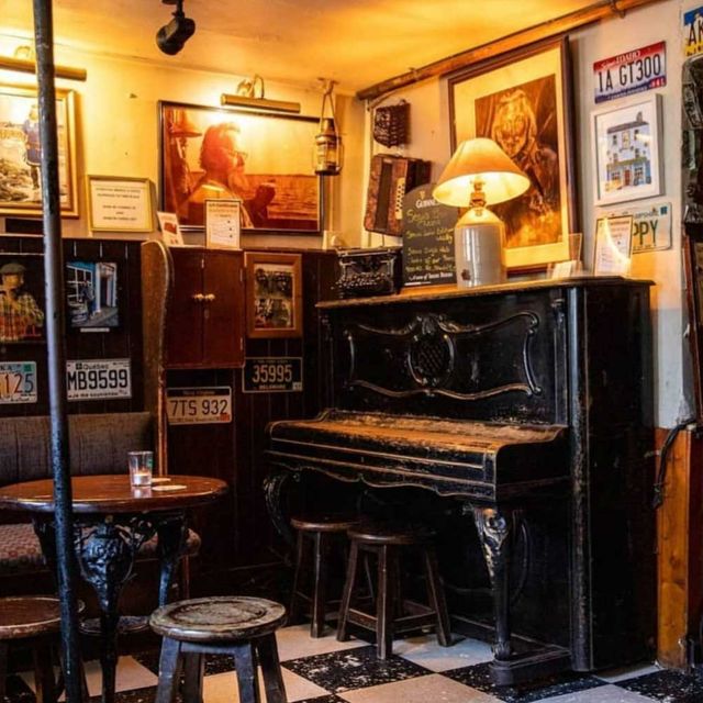 Sean’s Bar
